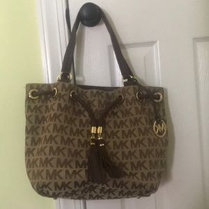 Michael kors purse
